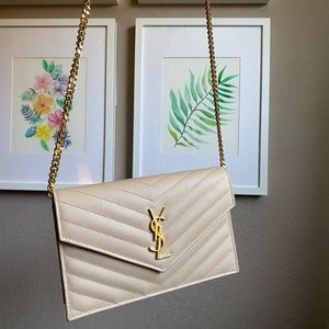 CASSANDRE YSL WOC